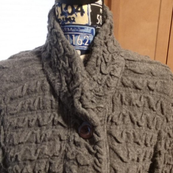 3/$20 Alison sheri sweater coat - Picture 4 of 7